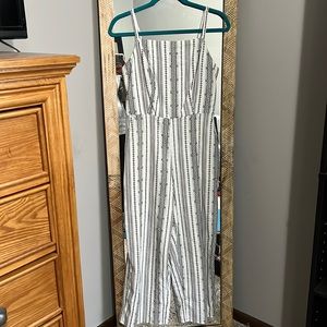 Old Navy jumpsuit/romper